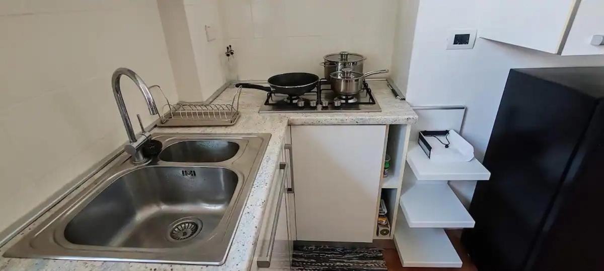 La Tua Casa A Torino - Metro Berniniアパートメント エクステリア 写真
